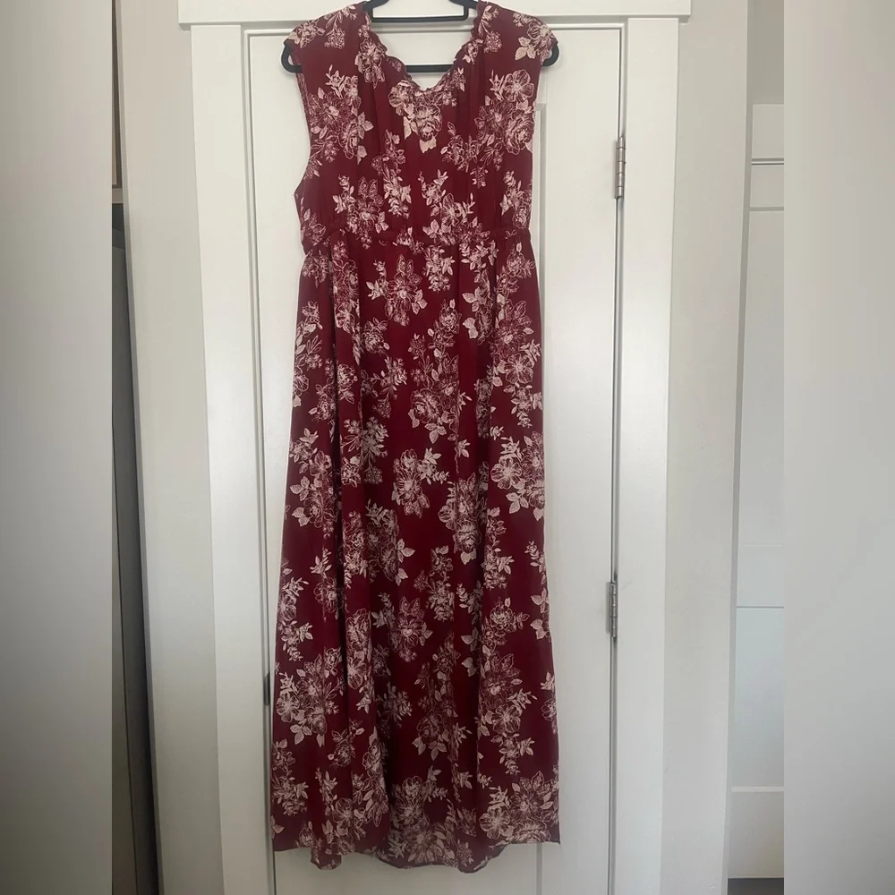 Torrid Burgundy Floral Maxi Dress Sleeveless Tie Neck Size 2 - Picture 8 of 10